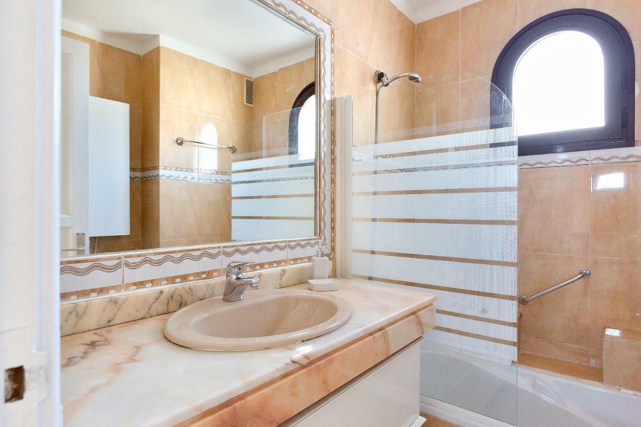 קוסטה טגוויסה Daruma Apartments מראה חיצוני תמונה