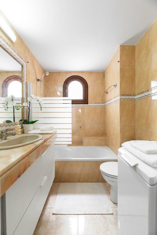 קוסטה טגוויסה Daruma Apartments מראה חיצוני תמונה